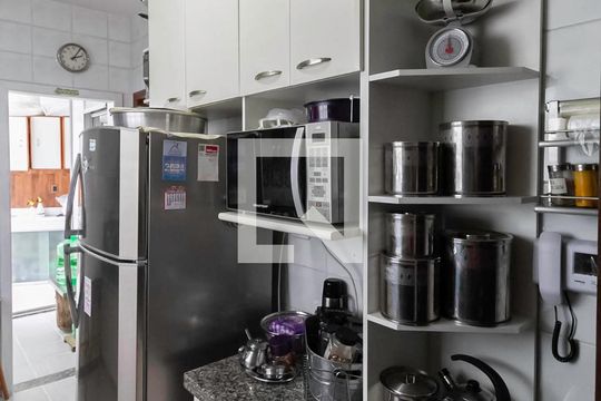 Cozinha de casa à venda com 3 quartos, 232m² em Alípio de Melo, Belo Horizonte