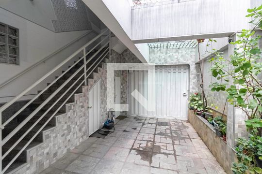 Garagem de casa à venda com 3 quartos, 232m² em Alípio de Melo, Belo Horizonte