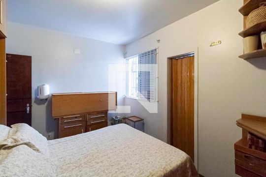Suíte de casa à venda com 3 quartos, 232m² em Alípio de Melo, Belo Horizonte