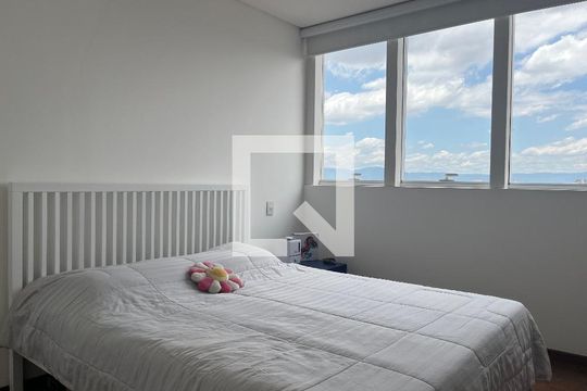Suíte 1 de apartamento à venda com 2 quartos, 126m² em Vila Ipojuca, São Paulo