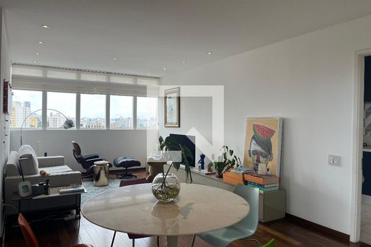 Sala de apartamento à venda com 2 quartos, 126m² em Vila Ipojuca, São Paulo