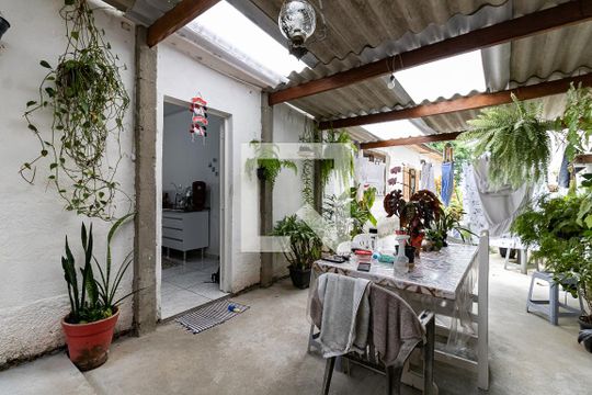 Quintal Coberto de casa à venda com 3 quartos, 504m² em Vila Moinho Velho, São Paulo