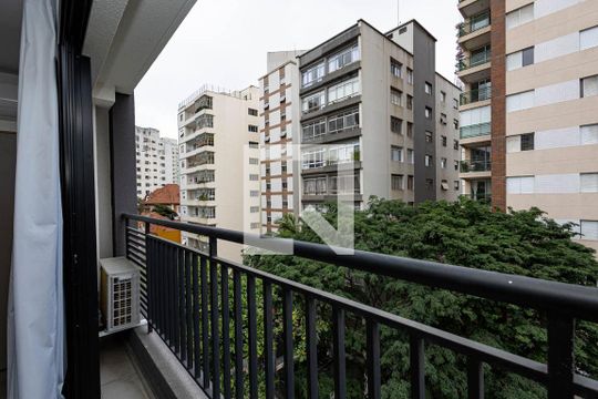 Sacada de kitnet/studio para alugar com 1 quarto, 31m² em Bela Vista, São Paulo