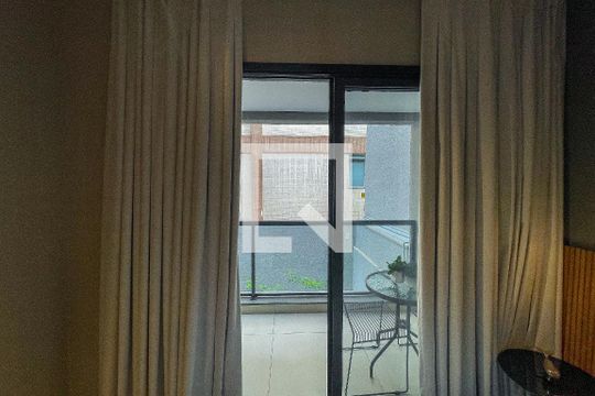 Varanda de kitnet/studio à venda com 1 quarto, 31m² em Vila Mariana, São Paulo
