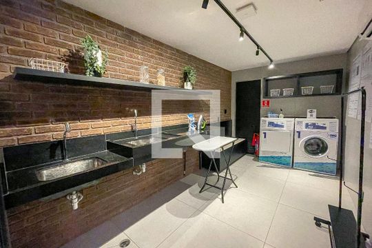 Área comum de kitnet/studio à venda com 1 quarto, 31m² em Vila Mariana, São Paulo