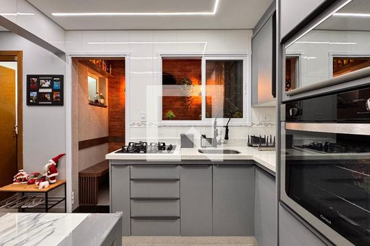 Cozinha de casa à venda com 2 quartos, 90m² em Campestre, Santo André