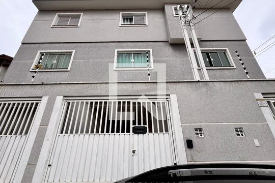 Fachada de casa à venda com 2 quartos, 90m² em Campestre, Santo André
