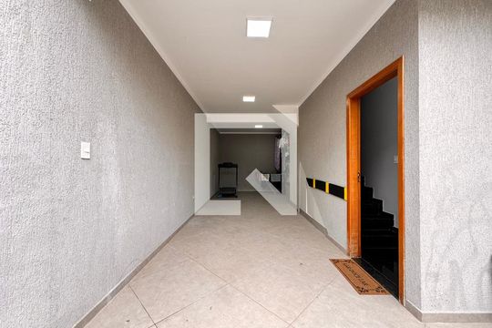 Garagem de casa à venda com 2 quartos, 90m² em Campestre, Santo André