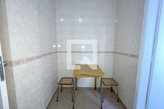 Cozinha de apartamento à venda com 1 quarto, 51m² em Sumarezinho, São Paulo