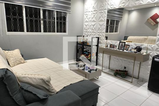 Sala de casa para alugar com 3 quartos, 68m² em Jardim Bahia, Várzea Paulista