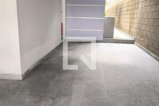 Garagem de casa para alugar com 3 quartos, 68m² em Jardim Bahia, Várzea Paulista