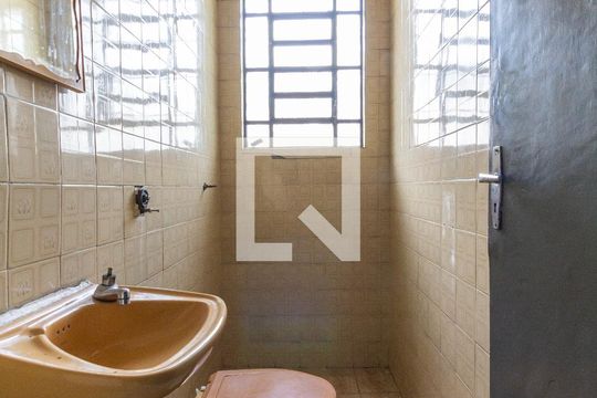 Banheiro 1 de casa para alugar com 2 quartos, 98m² em Penha de França, São Paulo