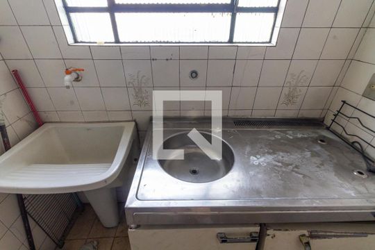 Cozinha e Área de Serviço de casa para alugar com 2 quartos, 98m² em Penha de França, São Paulo