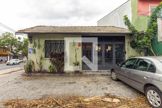 Fachada de casa para alugar com 2 quartos, 98m² em Penha de França, São Paulo