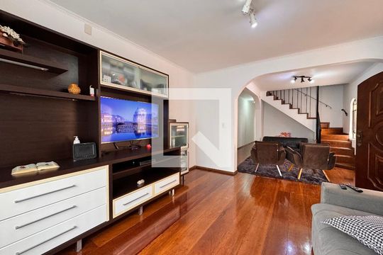 Sala de casa à venda com 4 quartos, 219m² em Jardim Stella, Santo André