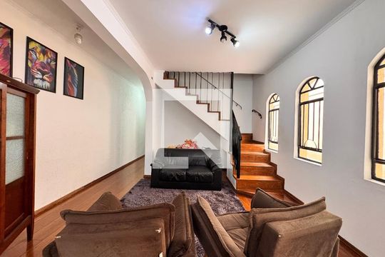 Sala de casa à venda com 4 quartos, 219m² em Jardim Stella, Santo André