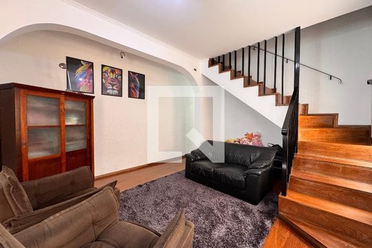 Sala de casa à venda com 4 quartos, 219m² em Jardim Stella, Santo André