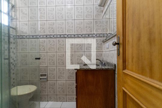 Banheiro Social de casa à venda com 5 quartos, 200m² em Tijuca, Rio de Janeiro