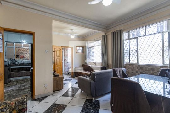 Casa à venda com 5 quartos, 200m² em Tijuca, Rio de Janeiro
