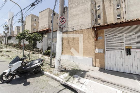 Fachada de apartamento à venda com 2 quartos, 52m² em Jardim Maringa, São Paulo