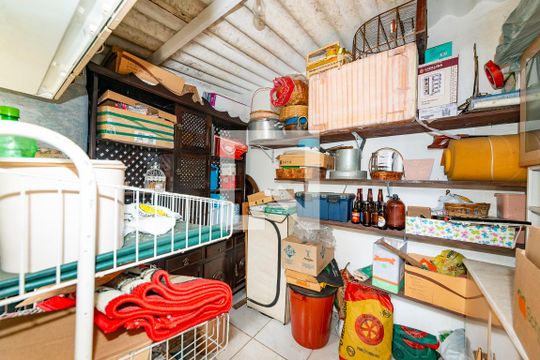 Quarto de Serviço de casa à venda com 5 quartos, 280m² em Carlos Prates, Belo Horizonte