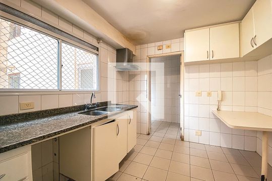Cozinha de apartamento à venda com 4 quartos, 117m² em Cidade São Francisco, São Paulo