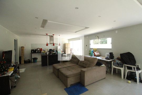 Sala 1 de casa de condomínio à venda com 4 quartos, 320m² em Taquara, Rio de Janeiro