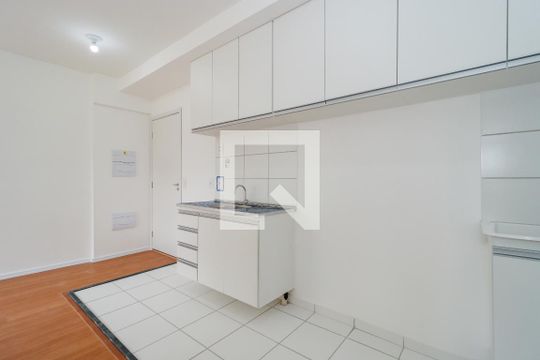 Cozinha de apartamento para alugar com 2 quartos, 37m² em Vila Andrade, São Paulo
