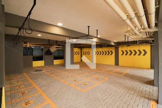 Estacionamento de kitnet/studio para alugar com 0 quarto, 30m² em Lauzane Paulista, São Paulo