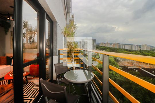Sala - Varanda de kitnet/studio à venda com 1 quarto, 42m² em Jardim do Salso, Porto Alegre