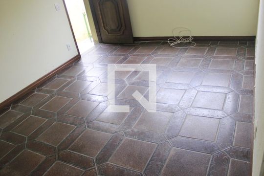 Sala de apartamento à venda com 2 quartos, 85m² em Jardim Terezópolis, Guarulhos