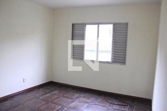 Quarto 01 de apartamento à venda com 2 quartos, 85m² em Jardim Terezópolis, Guarulhos