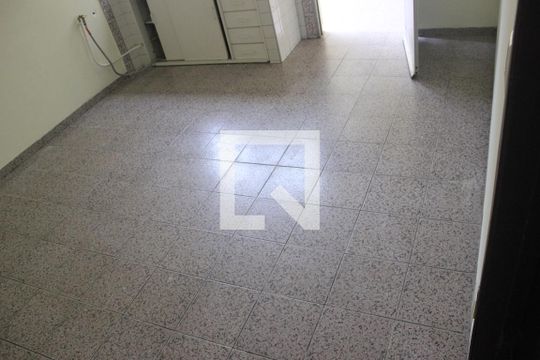 Cozinha de apartamento à venda com 2 quartos, 85m² em Jardim Terezópolis, Guarulhos