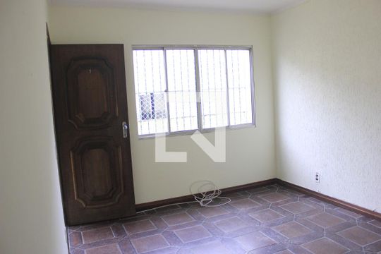 Sala de apartamento à venda com 2 quartos, 85m² em Jardim Terezópolis, Guarulhos