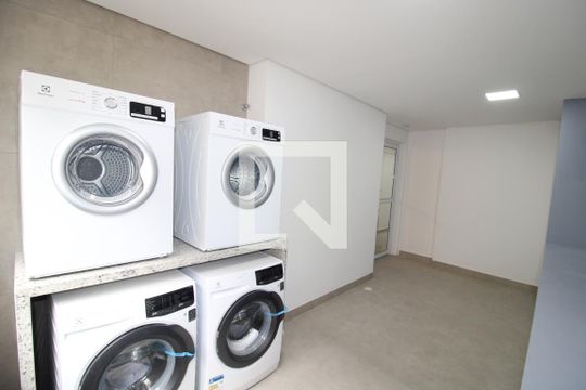 Área Comum - Lavanderia de apartamento para alugar com 2 quartos, 43m² em Tucuruvi, São Paulo
