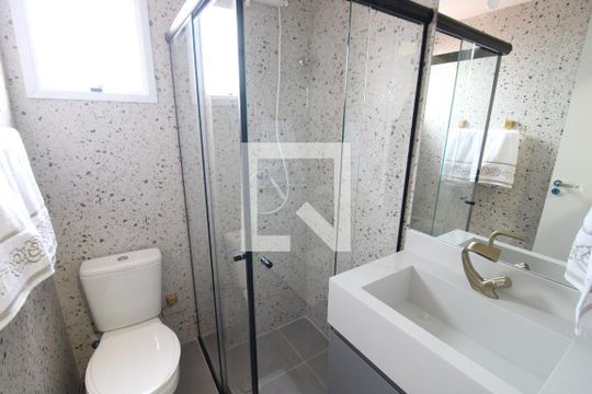 Banheiro de apartamento para alugar com 2 quartos, 43m² em Tucuruvi, São Paulo