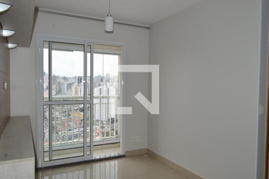 Sala de apartamento para alugar com 2 quartos, 45m² em Liberdade, São Paulo