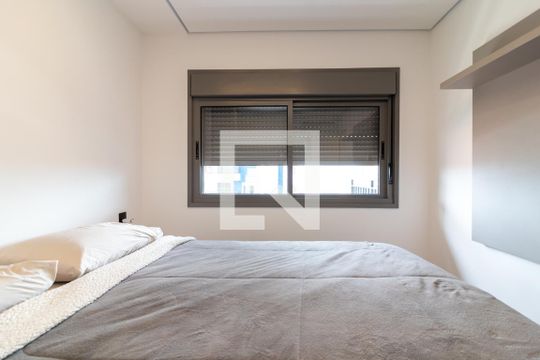 Suíte de apartamento à venda com 2 quartos, 71m² em Parada Inglesa, São Paulo