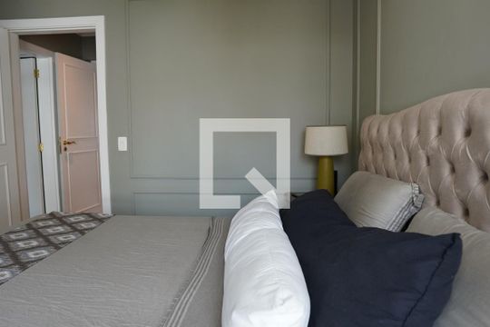 Suíte de apartamento à venda com 2 quartos, 112m² em Jardim Paulista, São Paulo