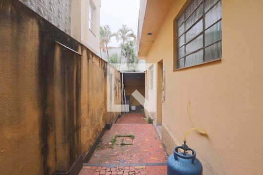Quintal de casa à venda com 3 quartos, 196m² em Mooca, São Paulo