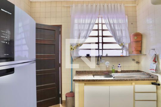 Cozinha 1 de casa à venda com 4 quartos, 400m² em Mooca, São Paulo