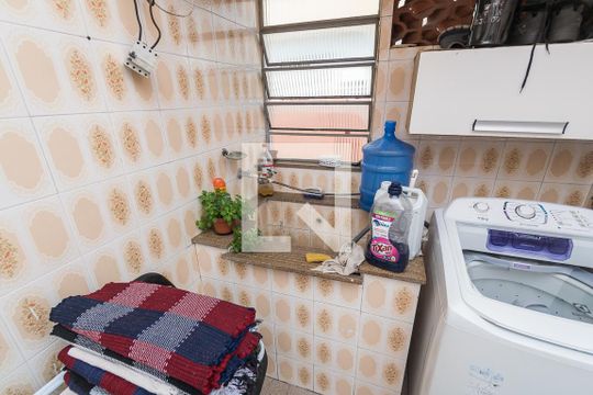 Área de Serviço de casa à venda com 3 quartos, 200m² em Olaria, Rio de Janeiro