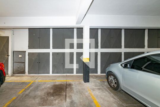 Box de apartamento à venda com 3 quartos, 80m² em Coracao de Jesus, Belo Horizonte