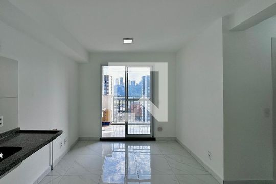 Cozinha de apartamento à venda com 2 quartos, 36m² em Jardim Caravelas, São Paulo
