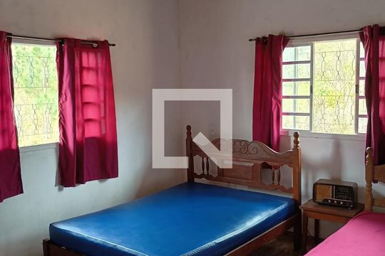 Quarto de casa de condomínio à venda com 3 quartos, 130m² em Conjunto Agua Branca, Belo Horizonte
