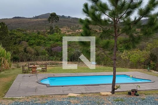 Piscina de casa de condomínio à venda com 3 quartos, 130m² em Conjunto Agua Branca, Belo Horizonte