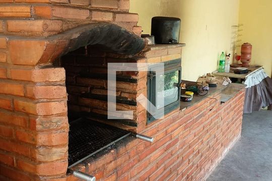 Fogão a Lenha de casa de condomínio à venda com 3 quartos, 130m² em Conjunto Agua Branca, Belo Horizonte