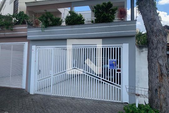 Fachada de casa à venda com 4 quartos, 195m² em Nova Petrópolis, São Bernardo do Campo
