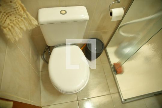 Banheiro Suíte 2 de casa à venda com 4 quartos, 195m² em Nova Petrópolis, São Bernardo do Campo