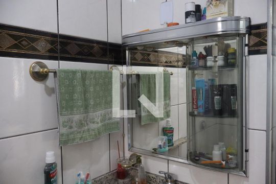Banheiro da Suíte 2 de casa à venda com 2 quartos, 320m² em Jardim Célia, Guarulhos